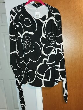 Alfani Black & White Floral-Outline Long-Sleeve Top With Tie Knot